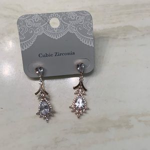 Cubic Zirconia dangle rose gold earrings